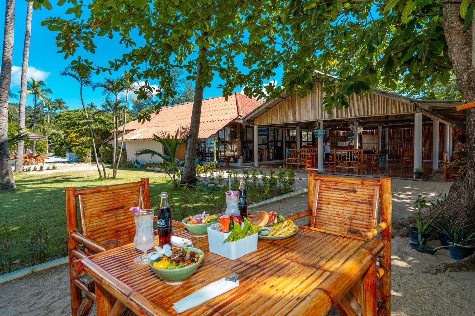 Lanta Beachfront Resort Koh Lanta Luaran gambar